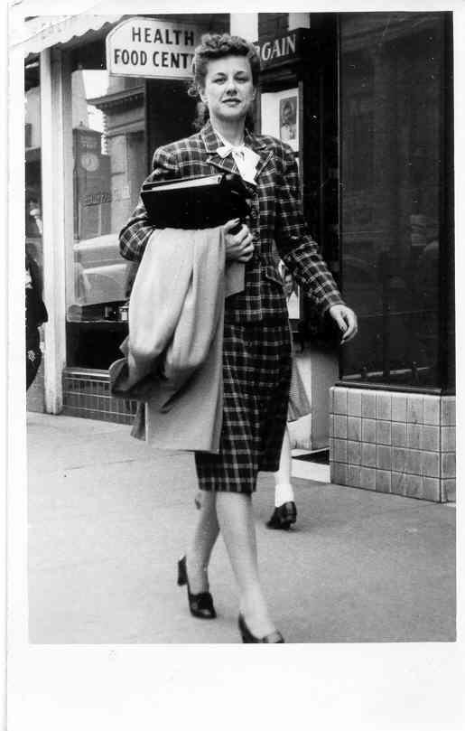 circa 1935-1945