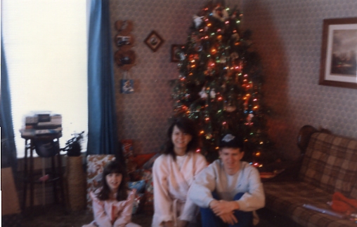 rachel josh & mamma @christmas