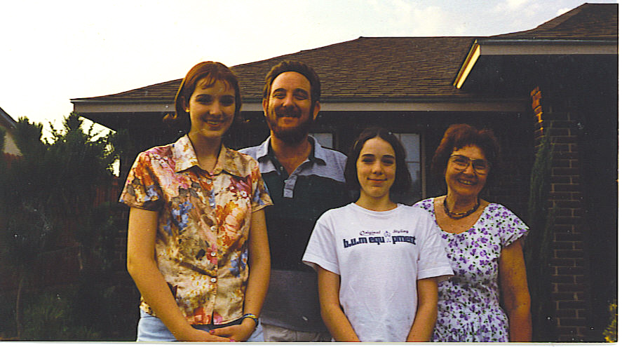 Shannon, Geoff , Stephanie & Nancy ( Texas- 1996 )